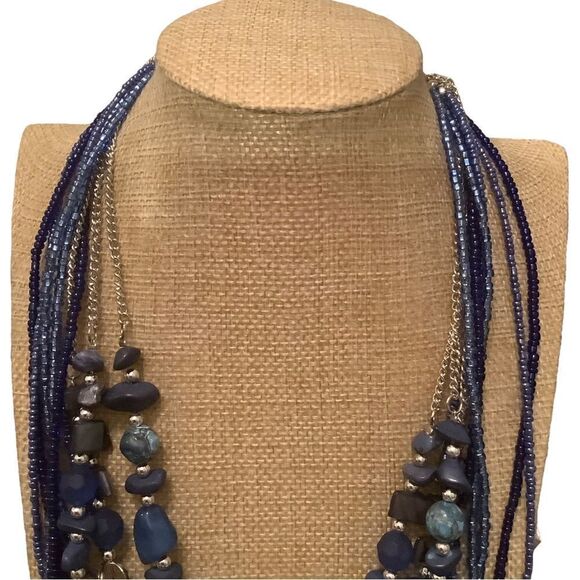 Laura Ashley blue beaded necklace NWT - Picture 3 of 3